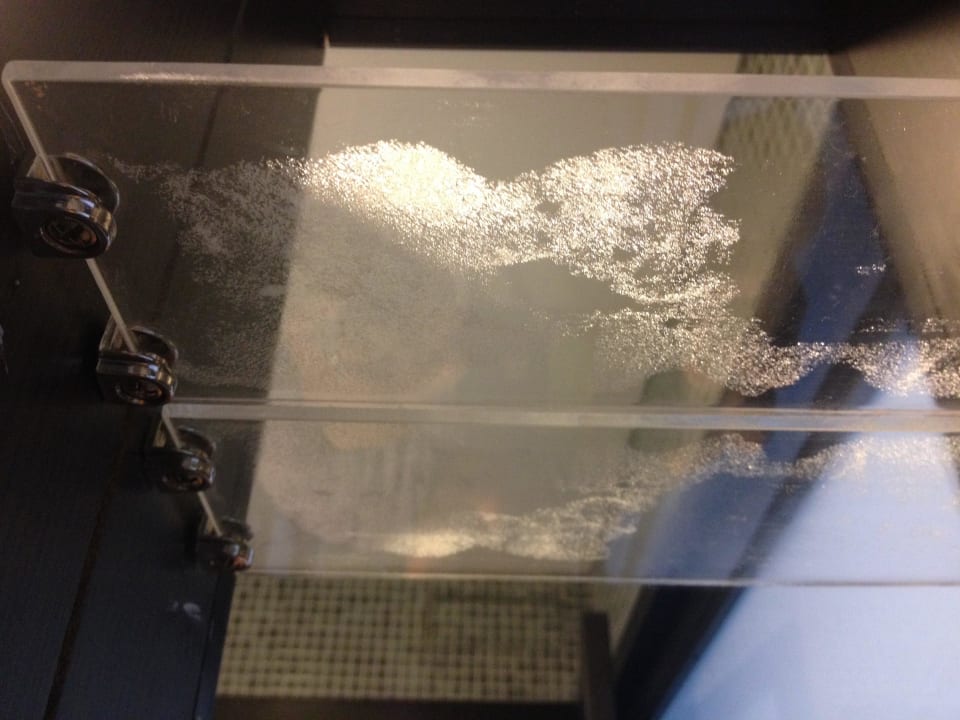 Fertige Plexiglasscheibe im Bad Limak Lara Deluxe Hotel & Resort