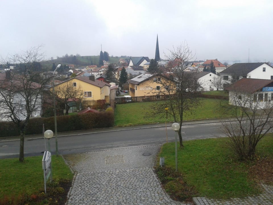 Der Blick auf Wegscheid von unserem Zimmer Landhotel Rosenberger