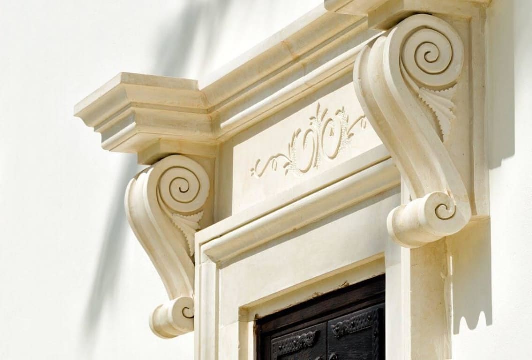 Detail of Lecce's Stone on DELuxe room Hotel Tenuta La Baronessa Resort