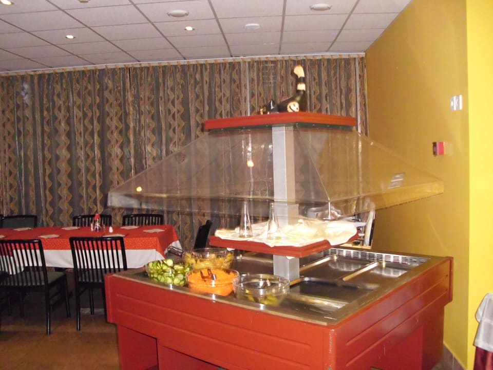 Salatbüffet  Club Siofok Hotel Europa