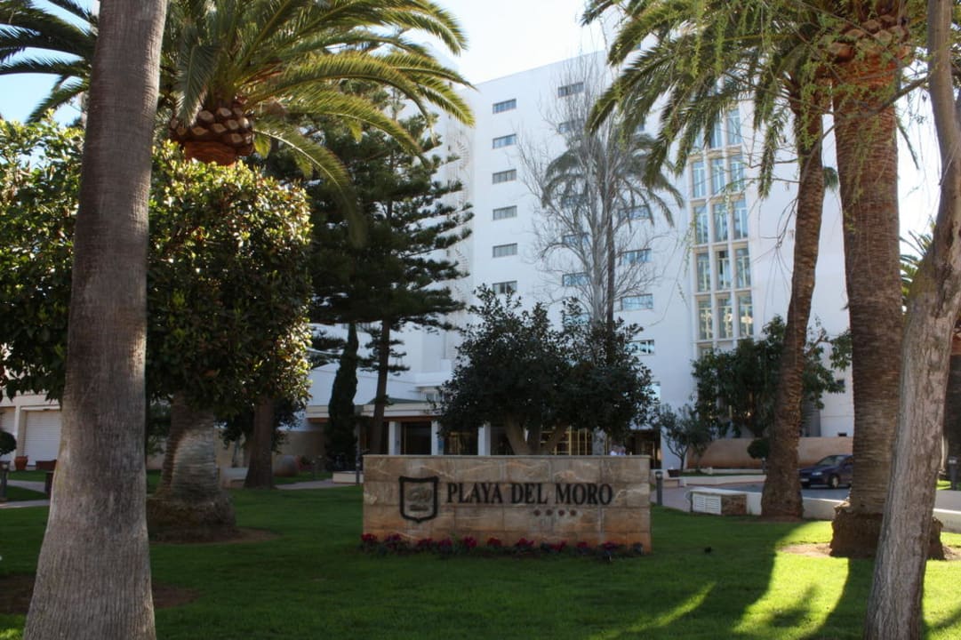 Sicht von der EinkaufsstrFüßgängerzone aus CM Playa del Moro