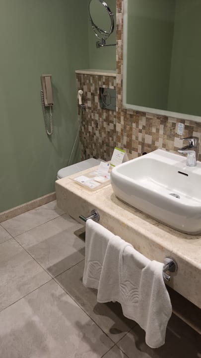 Zimmer Saadiyat Rotana Resort &  Villas