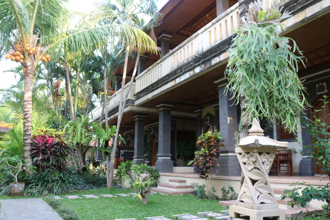 Außenansicht Hotel Kusnadi Kuta