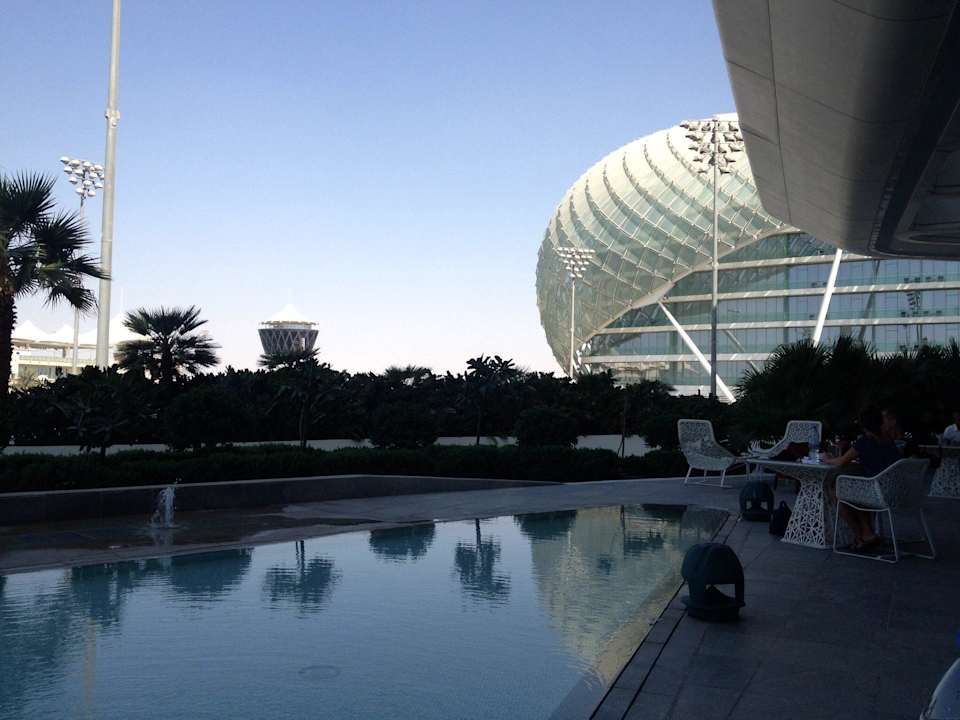 Aussenbereich des Indischen Restaurant  W Abu Dhabi - Yas Island