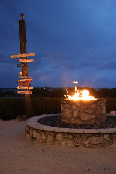 Strand Hawks Cay Resort