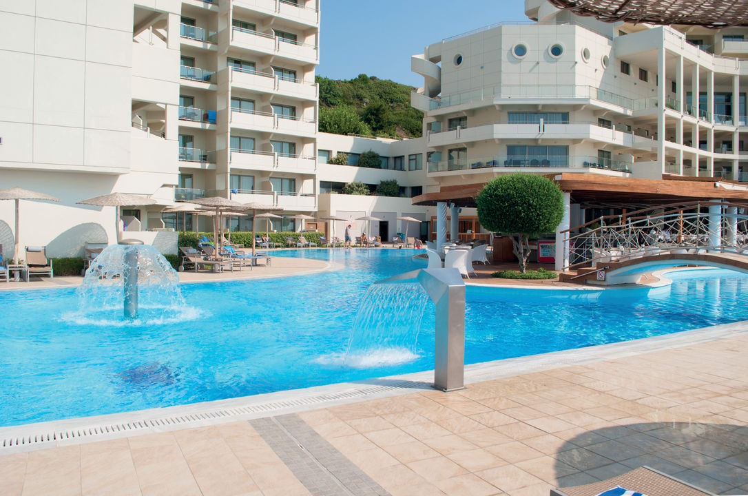 Poolanlage Elysium Resort & Spa Hotel