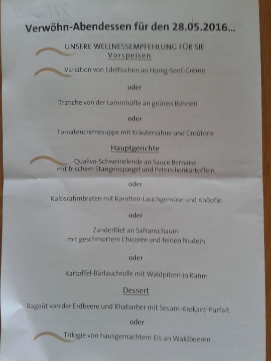 Menue am Abend Mawell Resort