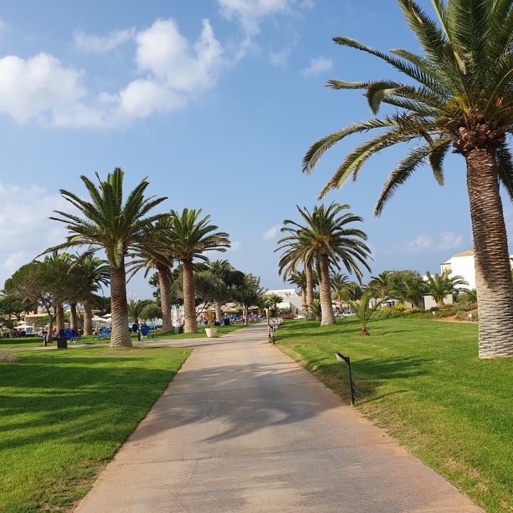 Gartenanlage Anissa Beach & Village