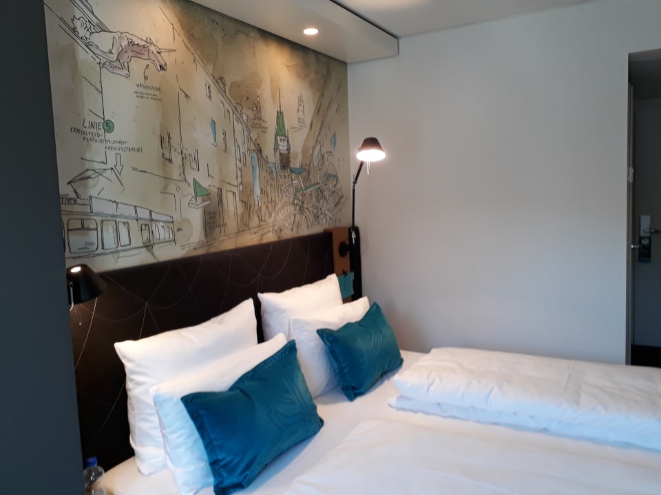 Zimmer Motel One Freiburg