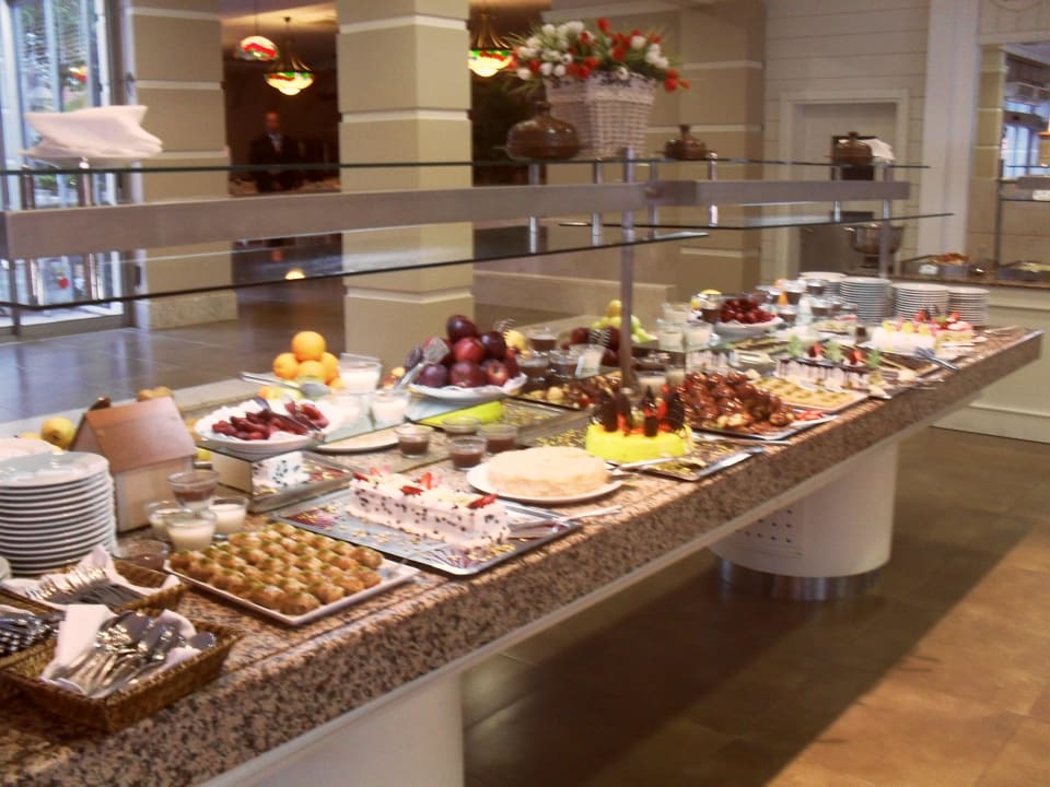 Süßspeisen, sehr liebevoll dekoriert Can Garden Beach