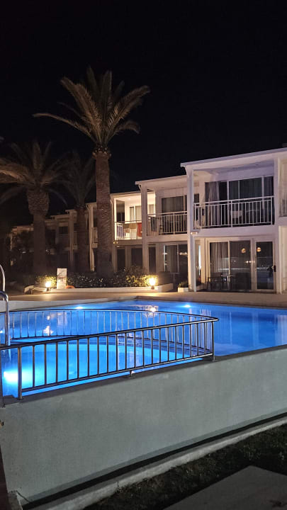 Außenansicht HARPIN Happy Days Beach Hotel