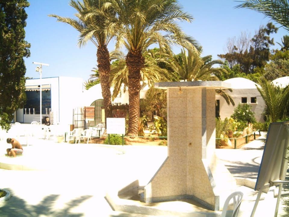 Duschen am Pool Hotel Sangho Club Zarzis