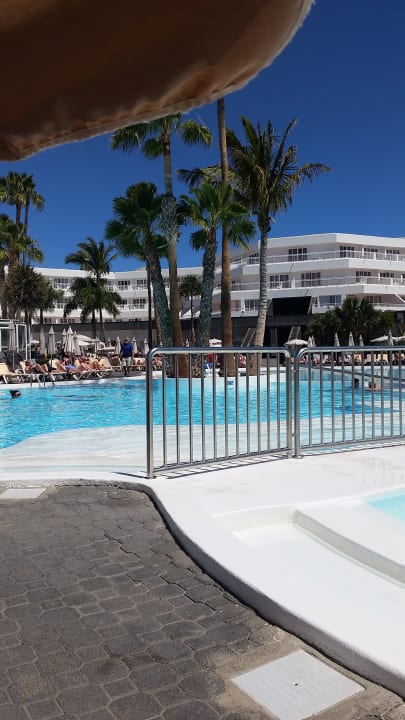 Pool Hotel Riu Paraiso Lanzarote