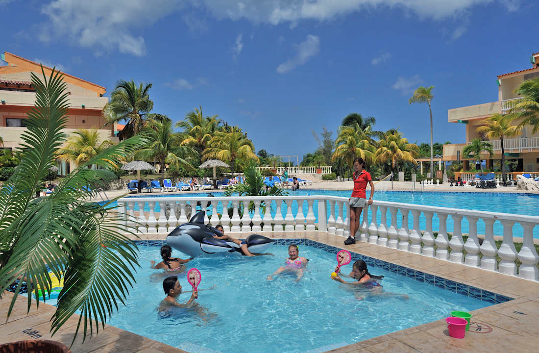 Pool Sol Rio De Luna y Mares