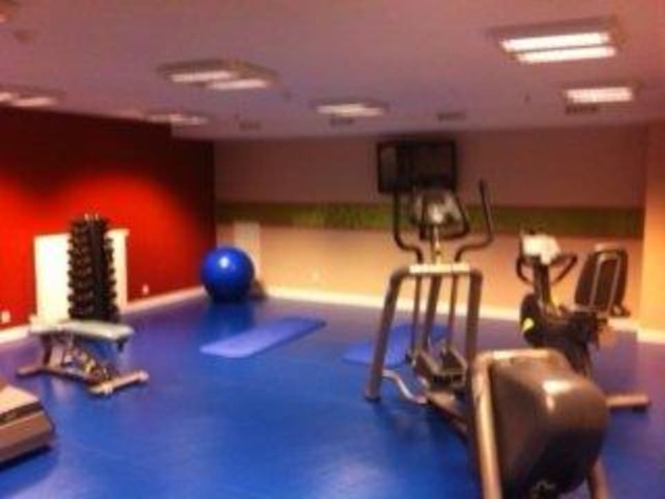 Sportraum Hampton by Hilton Berlin City West