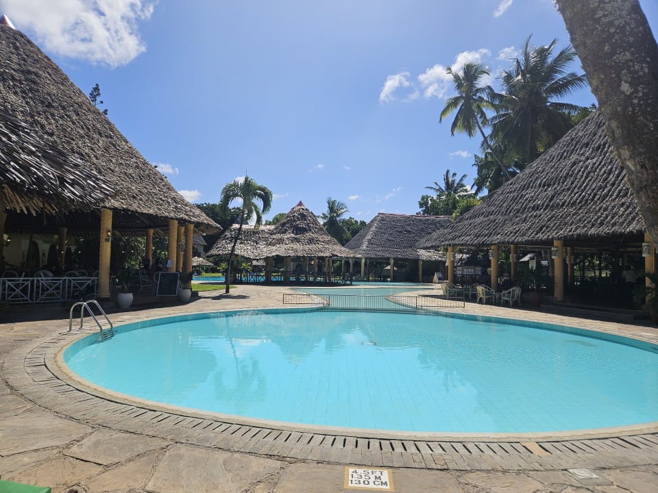 Pool Neptune Village Beach Resort & Spa