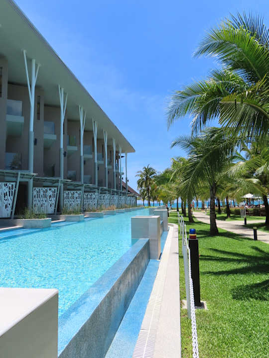 Außenansicht The Sands Khao Lak by Katathani