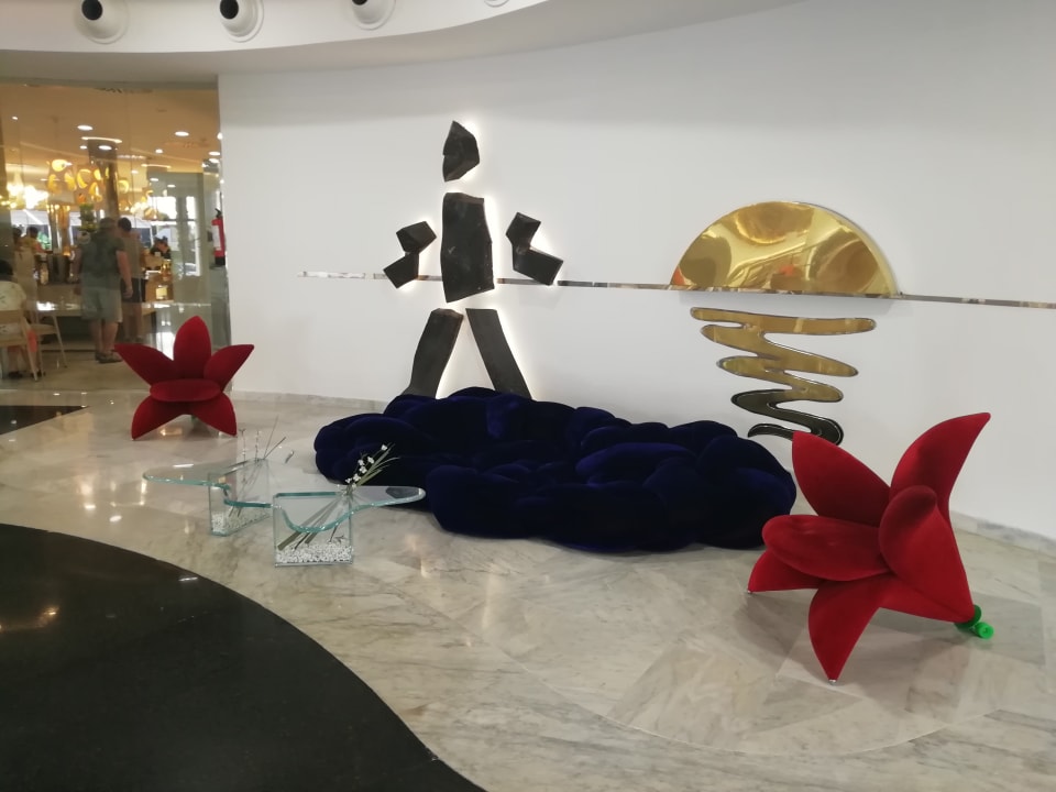 Lobby Bull Escorial & Spa