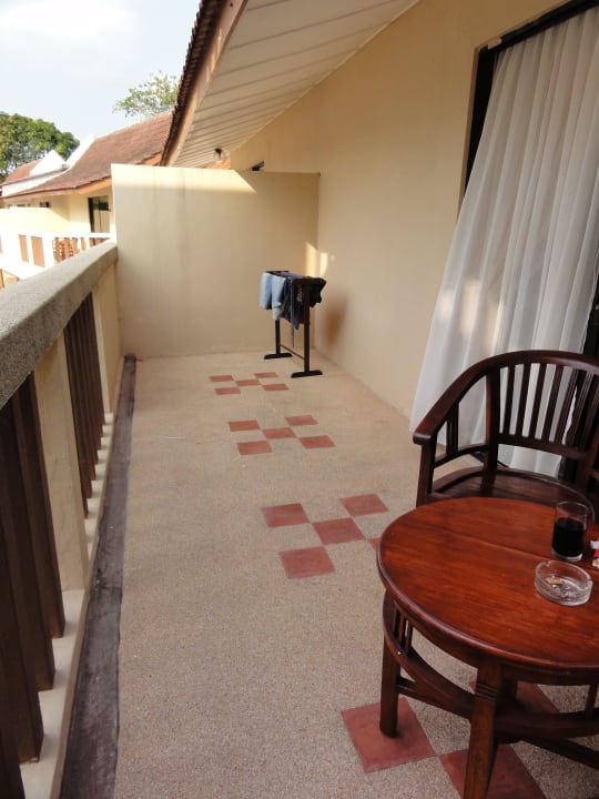 Sehr grosser Balkon Hotel Frangipani Langkawi Resort