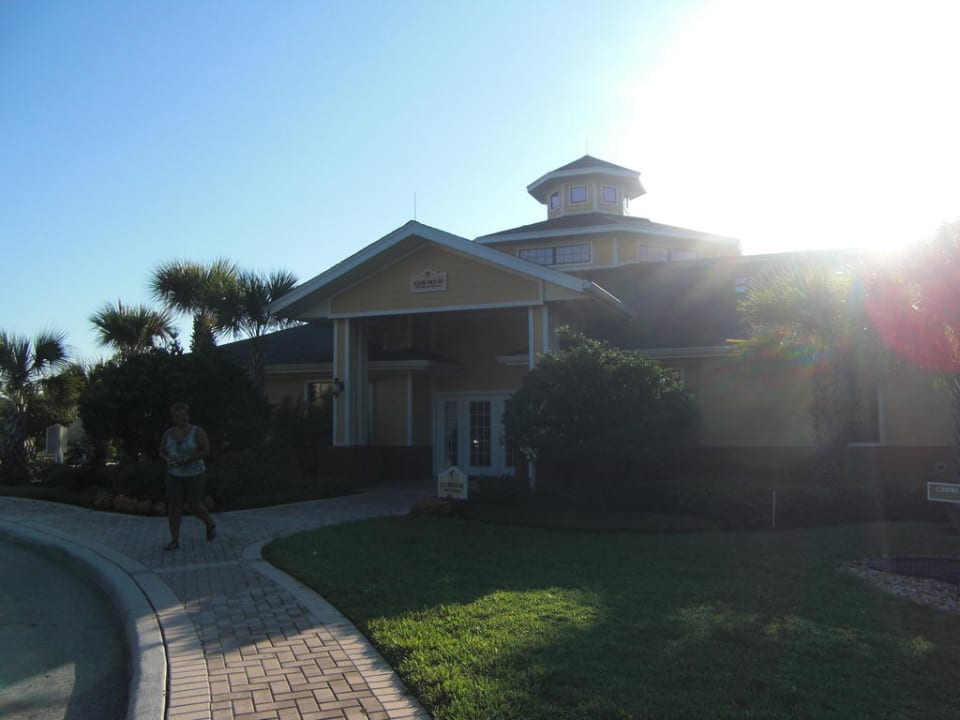 Hoteleingang Hotel Caribe Cove