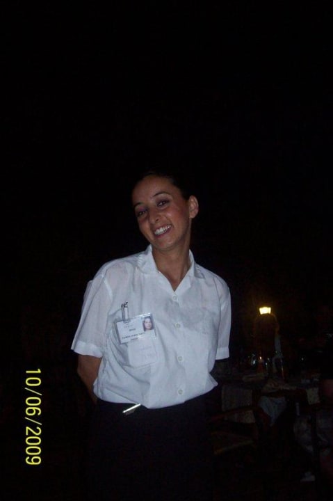 Nette Kellnerin Club Grand Aqua