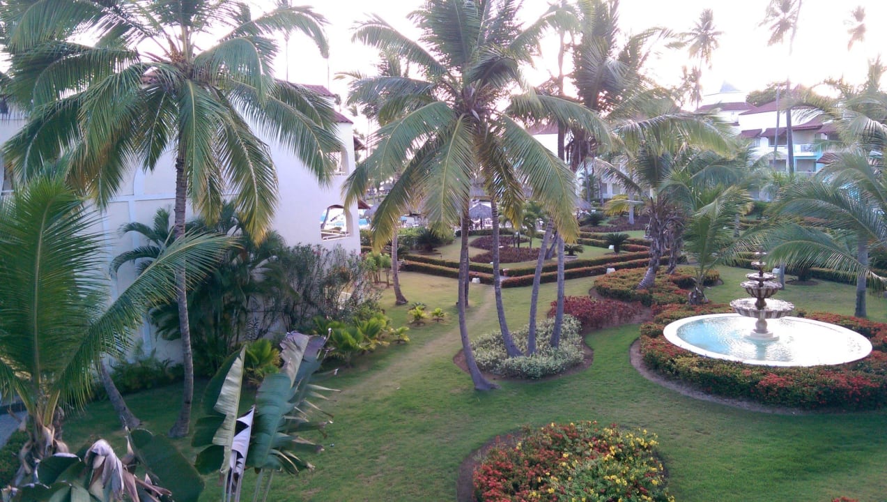 Ausblick aus dem Balkon des Zimmers. Grand Palladium Select Bávaro Resort & Spa