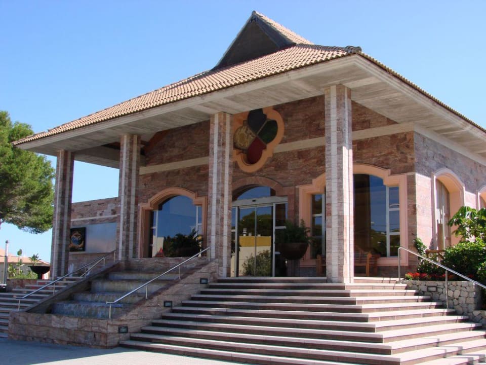 Eingangsgebäude VIVA Cala Mesquida Suites & Spa 16+
