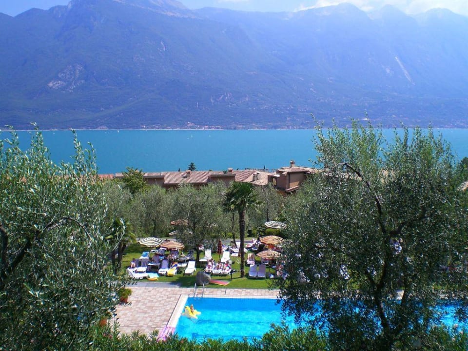Der Gardasee in seiner vollen Pracht Hotel Caravel