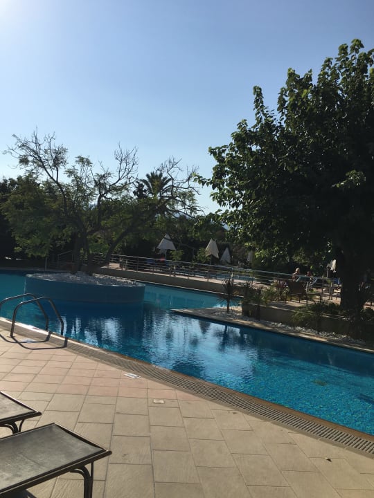 Pool Caravia Beach Hotel