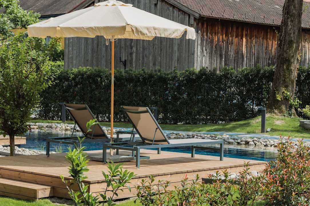 Pool Der Schlosswirt zu Anif - Biedermeierhotel & Restaurant