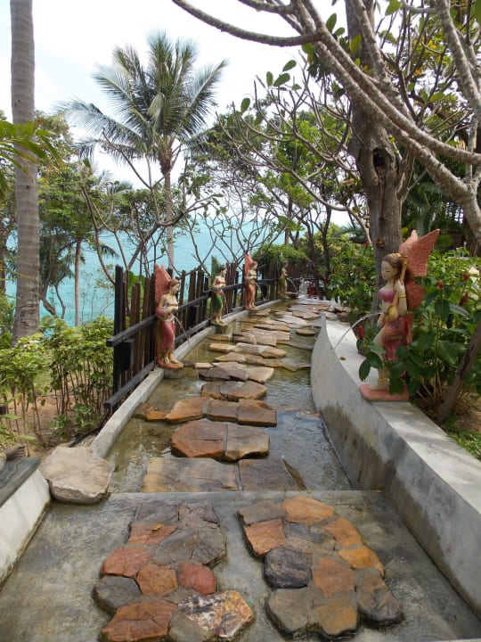 Weg zum Spa Panviman Resort Koh Phangan