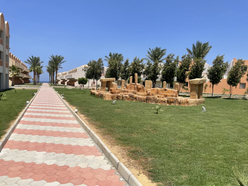 Gartenanlage Three Corners Sea Beach Resort