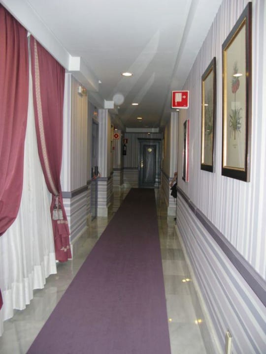 Hotelflur Sercotel Gran Hotel Conde Duque