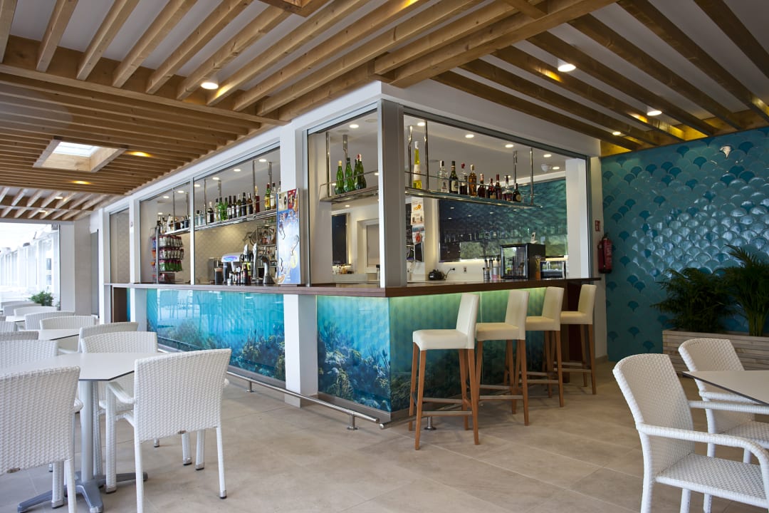 Gastro Valentin Puerto Azul Suite Hotel