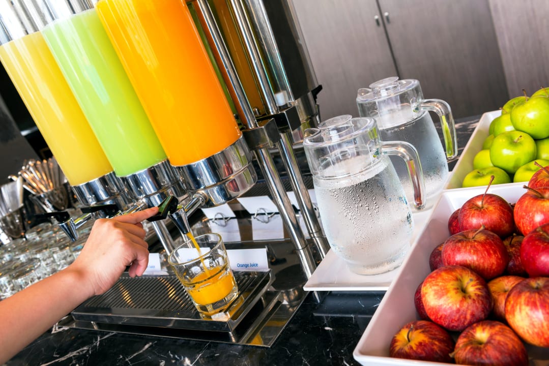 Restaurant Holiday Inn Express Bangkok Sukhumvit 11