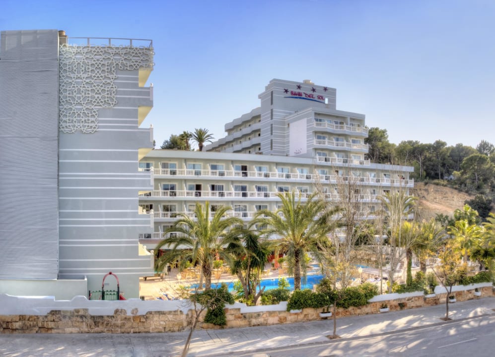 Nueva Fachada Hotel Bahia del Sol