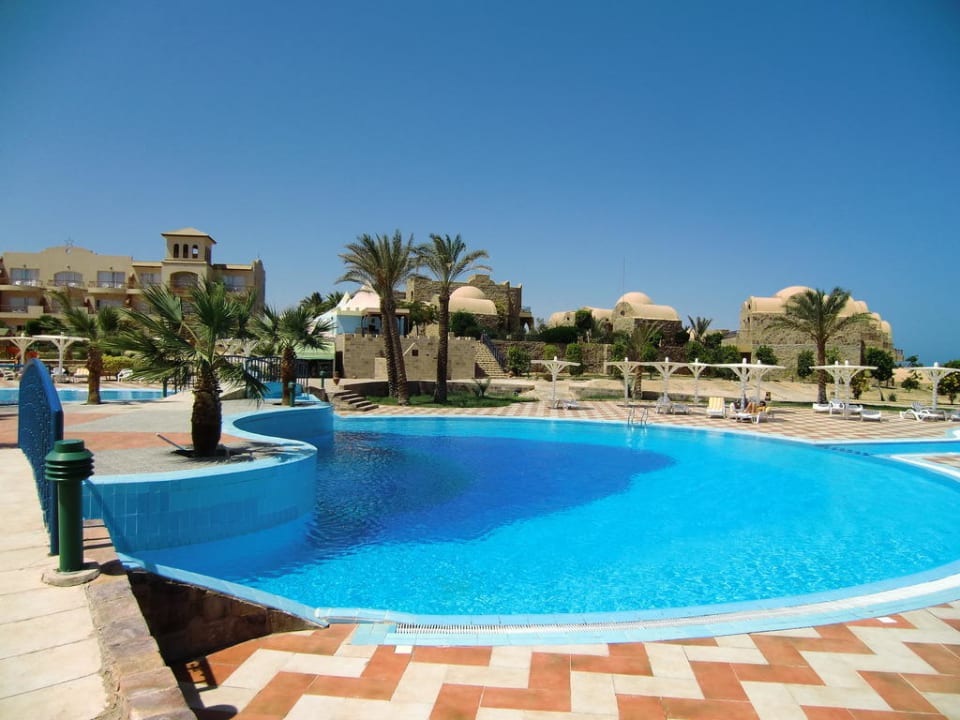 Unterster Pool, tief. Pensée Royal Garden Beach Resort