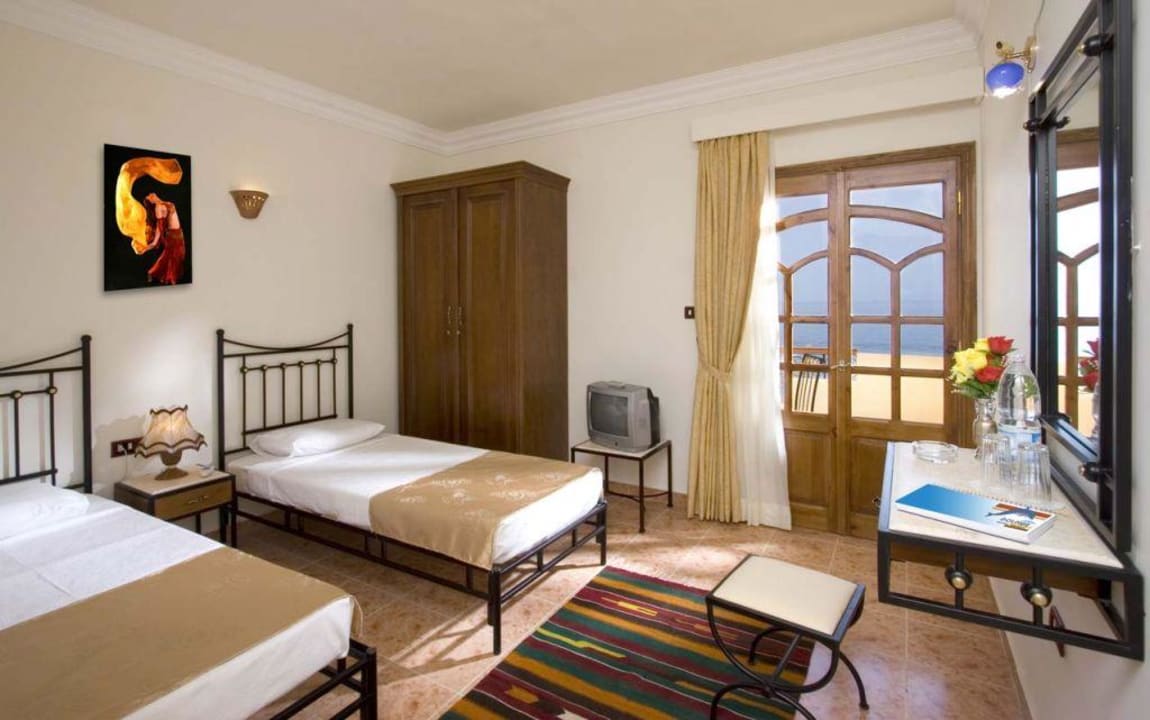 Room Dolphin Beach Hotel Safaga