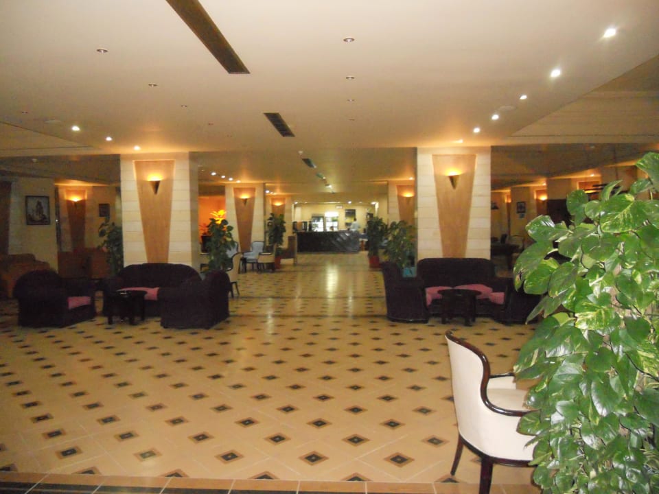 Buddha Bar Seagull Beach Resort