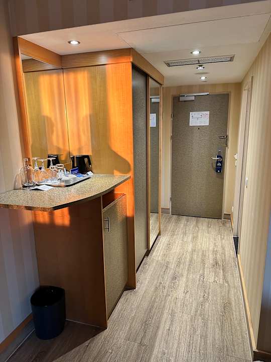 Zimmer NH Danube City