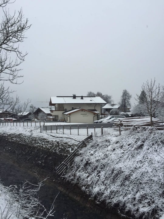 Von der skibushaltestelle Ferienhaus Zillertal