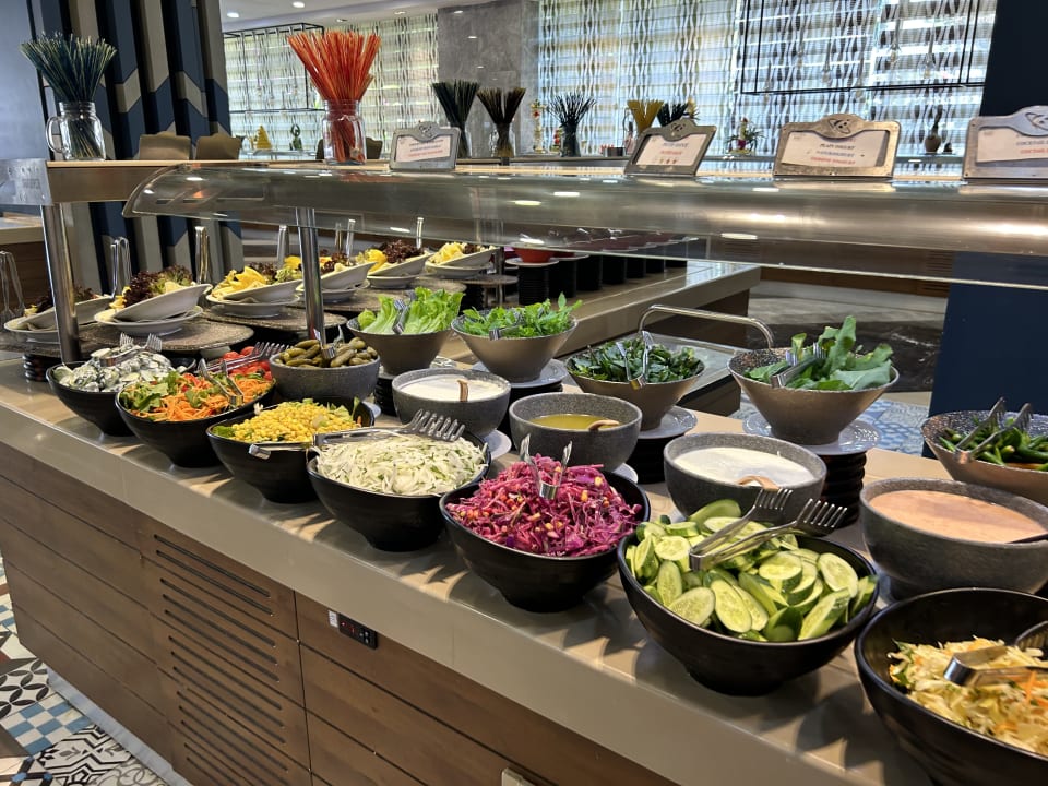 Gastro Saturn Palace Resort Hotel