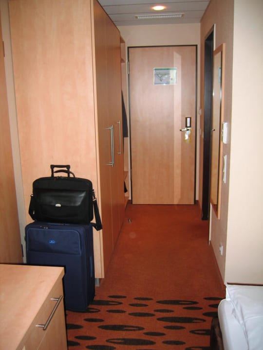 Eingangsbereich des Zimmers Hotel  Rhein-Ruhr