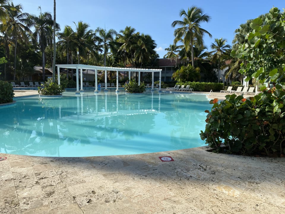 Pool Wyndham Alltra Samana