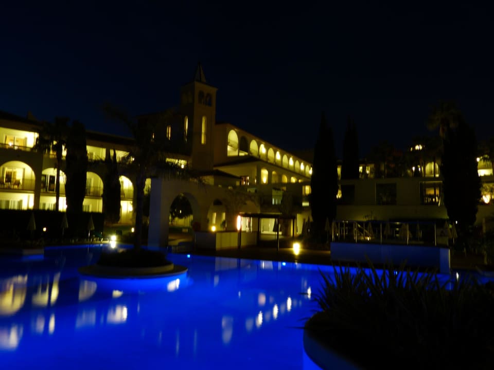 Bei Nacht Fuerte Conil-Resort
