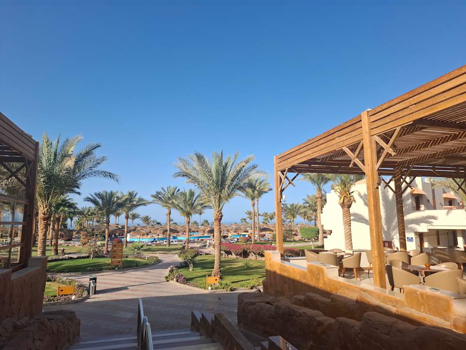 Außenansicht Three Corners Sea Beach Resort