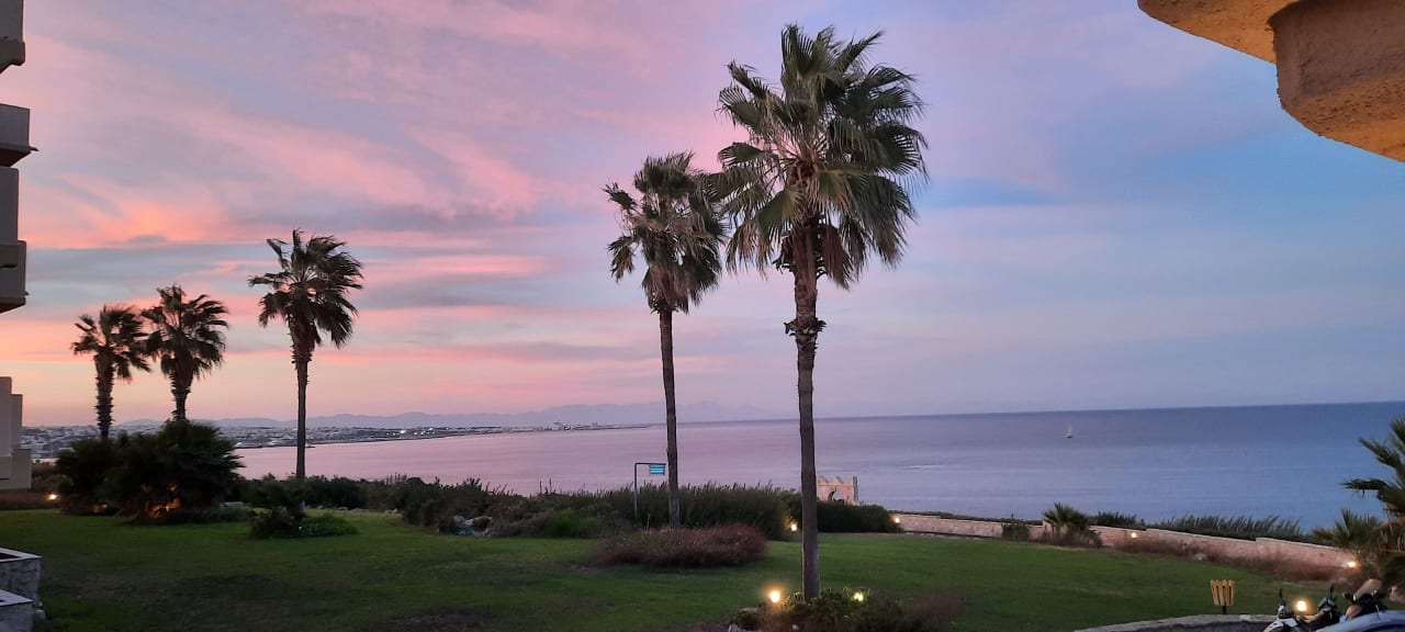 Außenansicht Hotel Kalithea Horizon Royal