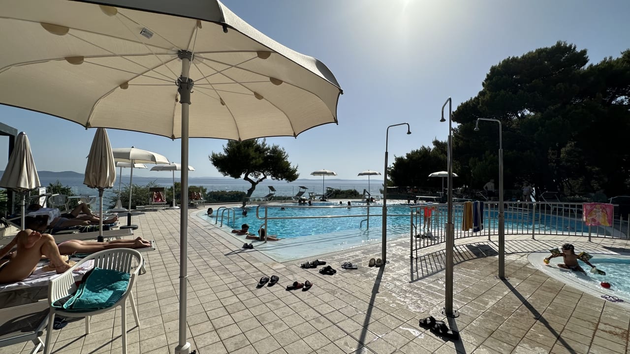 Pool Hotel Pinija