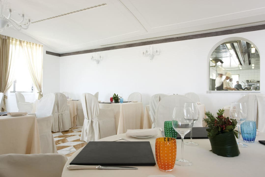 L'Accanto Restaurant - Inseide room  Grand Hotel Angiolieri