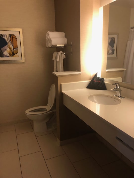 Zimmer Fairfield Inn & Suites by Marriott Charlottesville Downtown/University Area